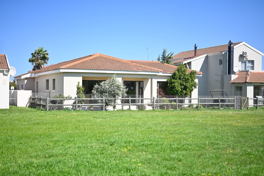 3 Bedroom Property for Sale in Fairview Golf Estate Western Cape